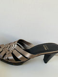 Stuart Weitzman Flex Blamic Heeled Metallic Mule Size 8.5