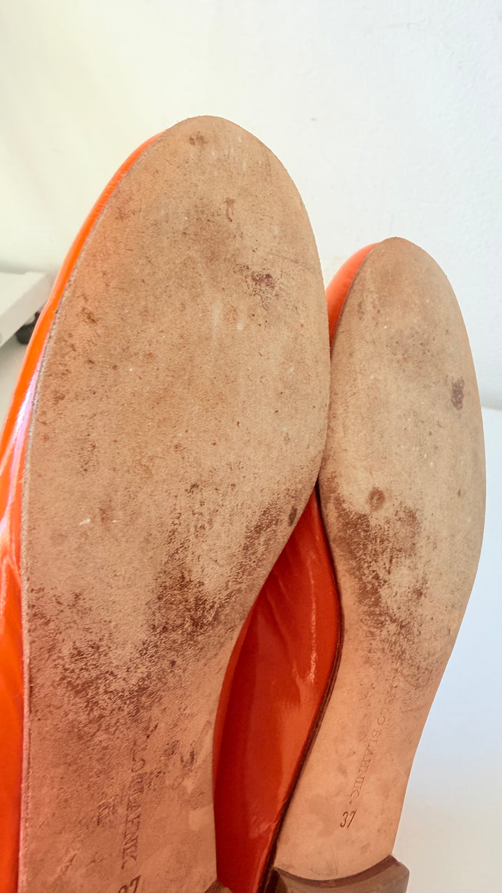 Manolo Blahnik Tere Patent Orange Flats Size 37