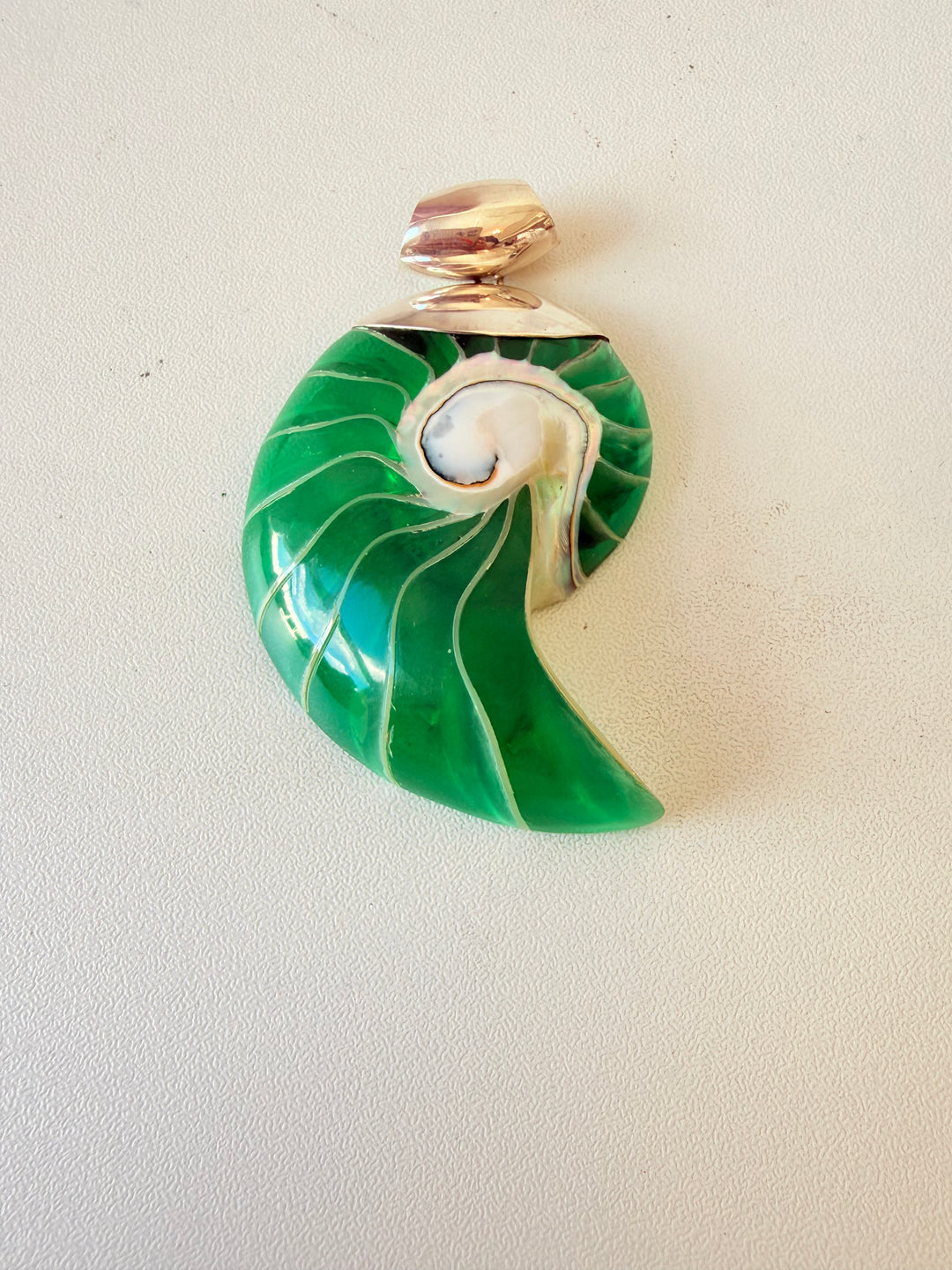 Sterling Silver 925 Vibrant Green Open Nautilus Shell Pendent