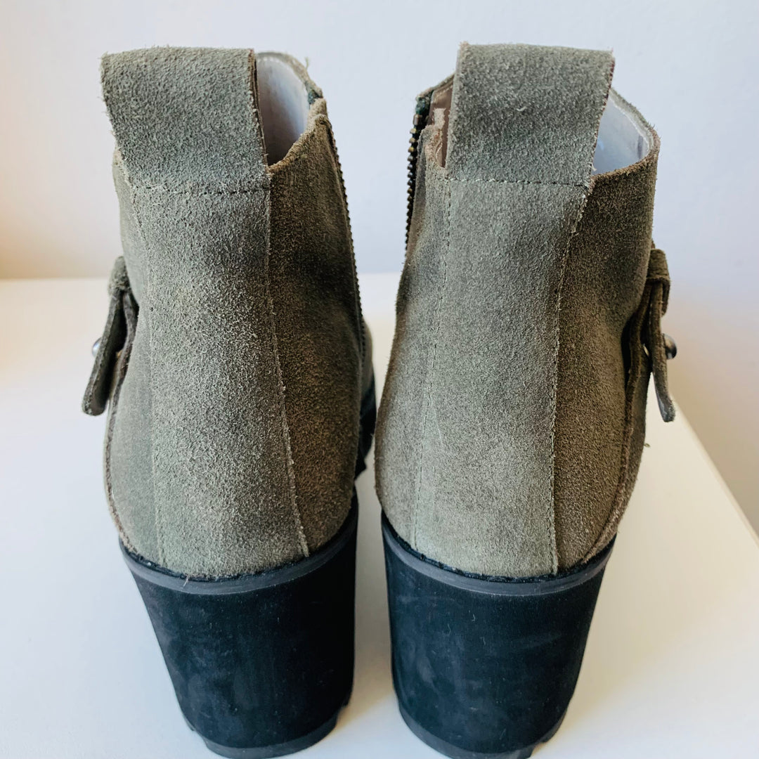 Eileen Fisher Grey Suede Tinker Wedge Bootie Size 9.5