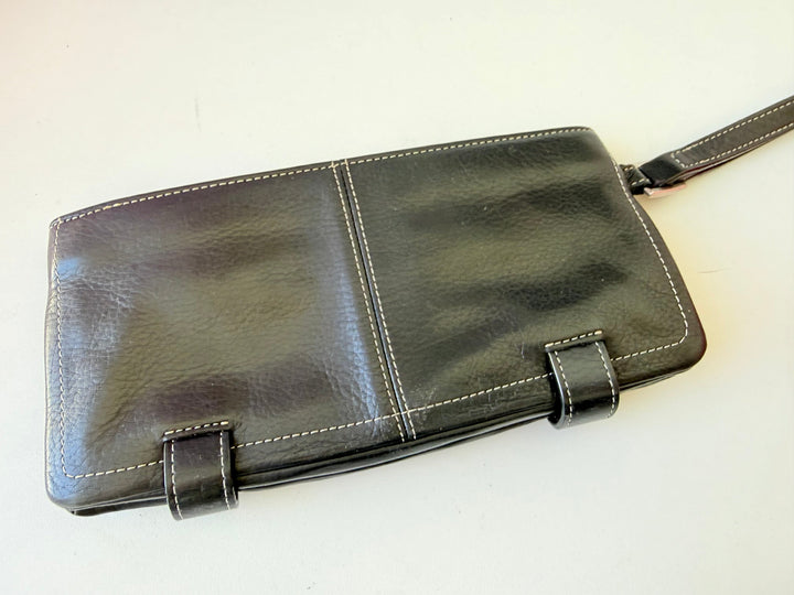 Kenneth Cole Vintage Black Leather Wristlet With Silver buckle Detail