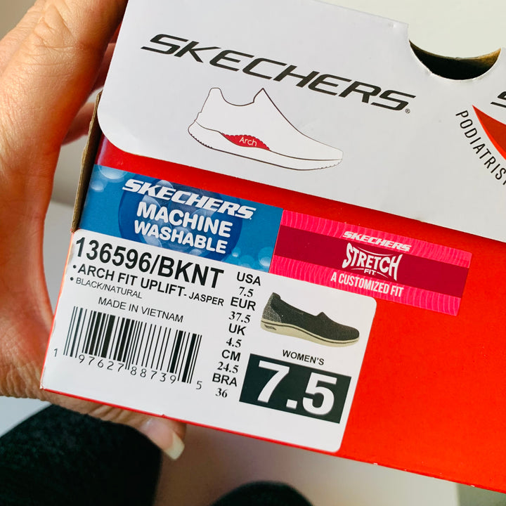 Skechers Black Arch Fit Washable Jasper Slip On Sneakers Size 7.5 Women’s New In Box