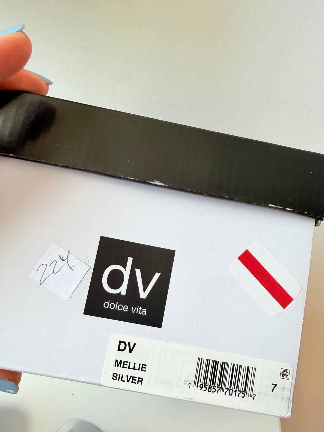DV by Dolce Vita Millie Silver Mettalic Buckled Ballet Flats Size 7 New