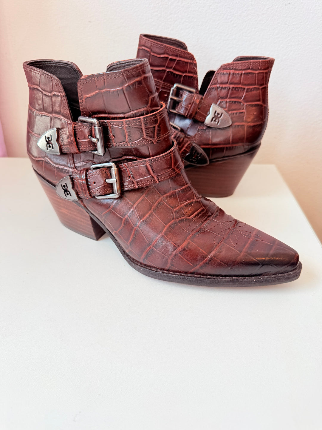 Sam Edelman Windsor Double Buckle Brown Croc Leather Embossed Booties Size 6.5