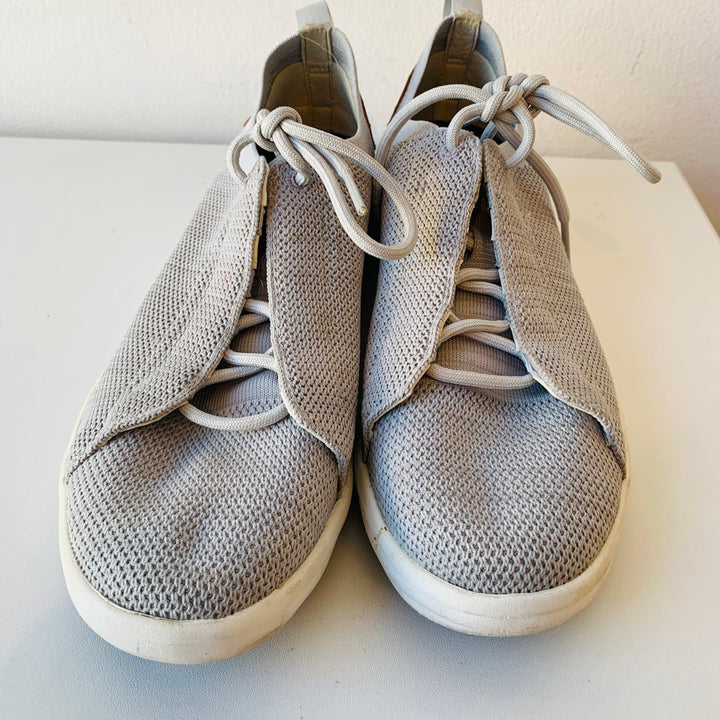 Merrrell Grey Gridway Sneakers Size 8