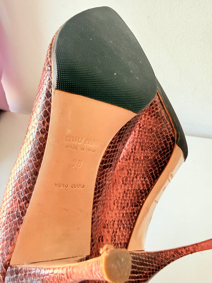 Miu Miu Ayers Pink Camellia Snakeskin Pointed Toe Pumps Size 38