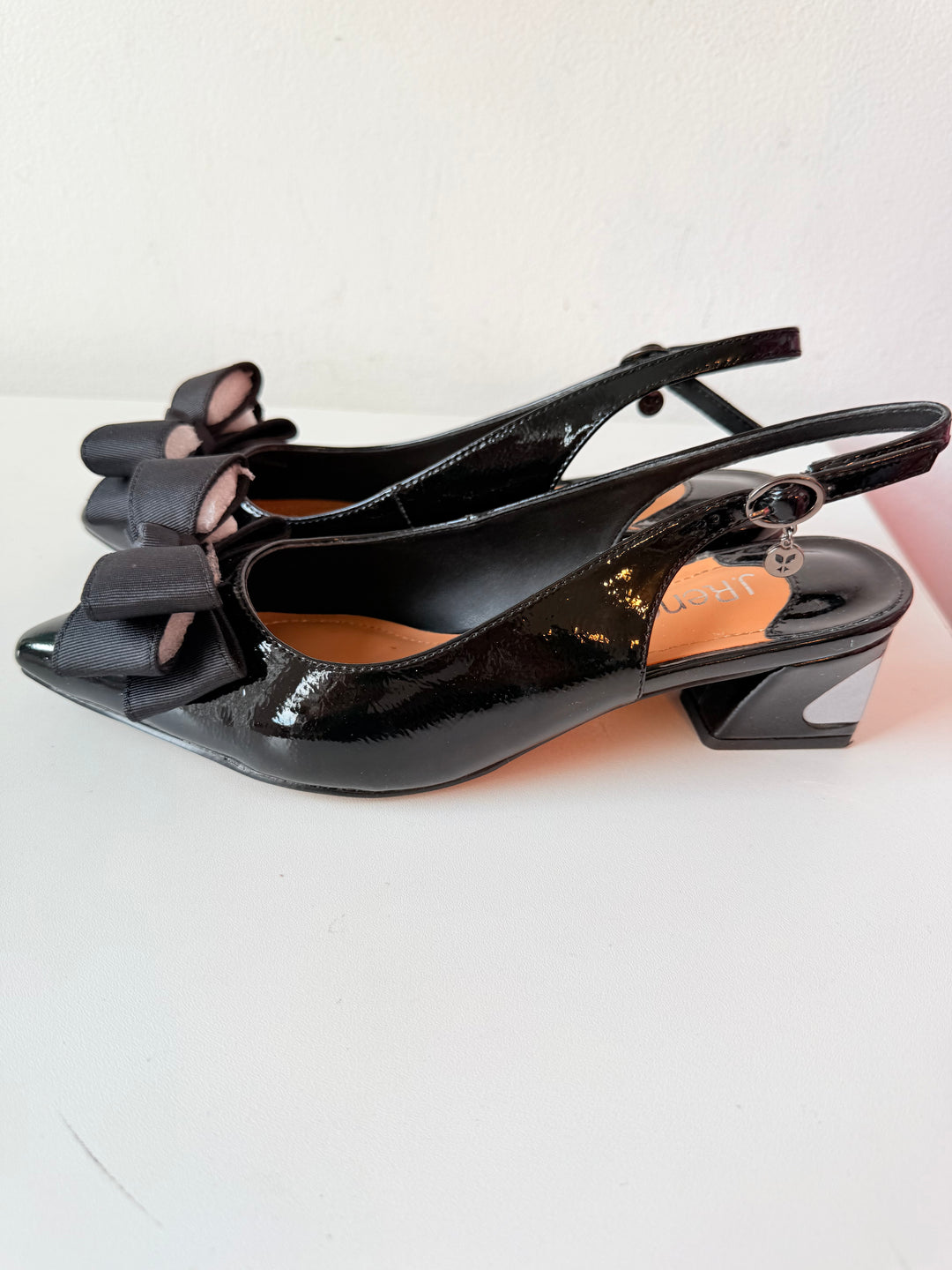 J Rene’e Kimma Black Patent Slingback Pumps Size 7W