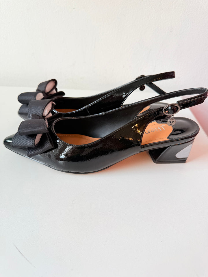 J Rene’e Kimma Black Patent Slingback Pumps Size 7W