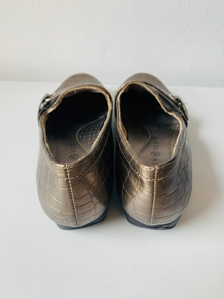 Karen Scott Gold Metallic Croc Embossed Slip On Shoes Size 7