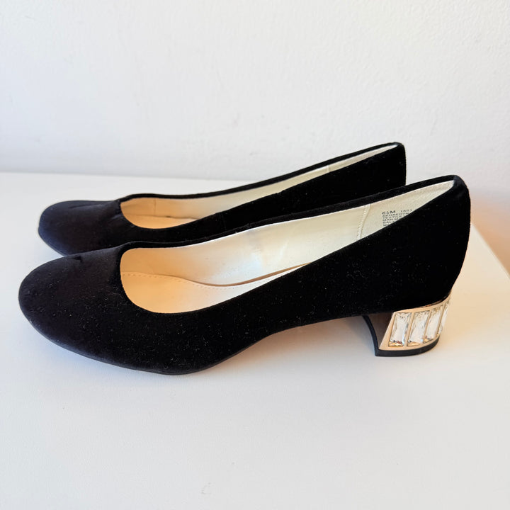 Anne Klein Haeyden Black Velvet Rhinestone Embelished Block Heel Pumps Size 6.5