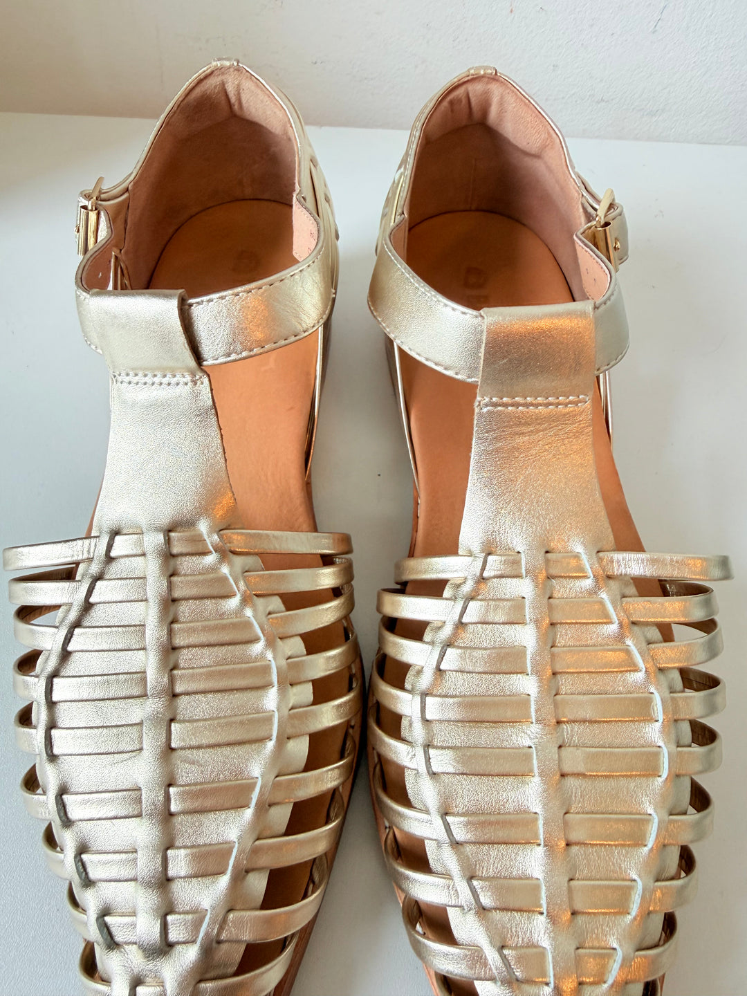 Bared Honeyguide Gold Mettalic Leather Size 40