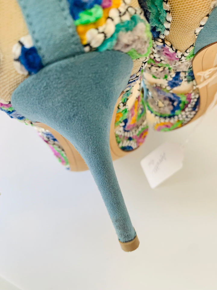 Sam Edelman Fancy Fabric Embroidered Pumps Size 8.5