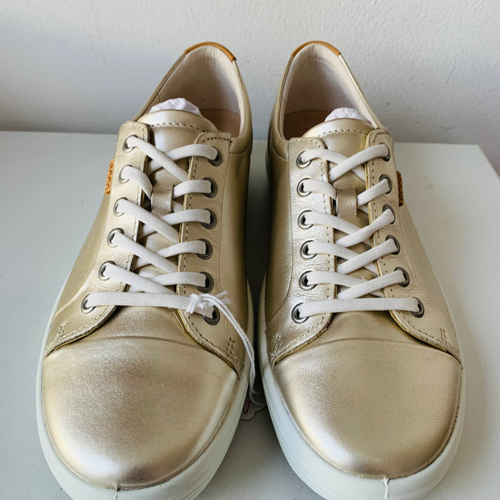 ECCO Soft Gold Metallic Sneakers Size 41 (US 10-10.5) New In Box