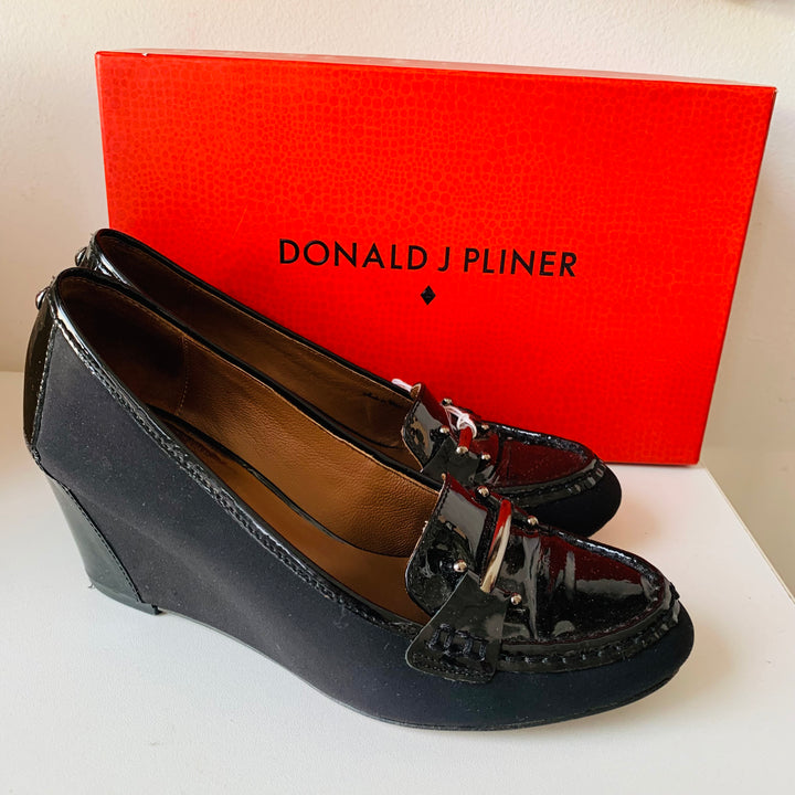Donald Pliner Black Patent Wedges Size 7.5