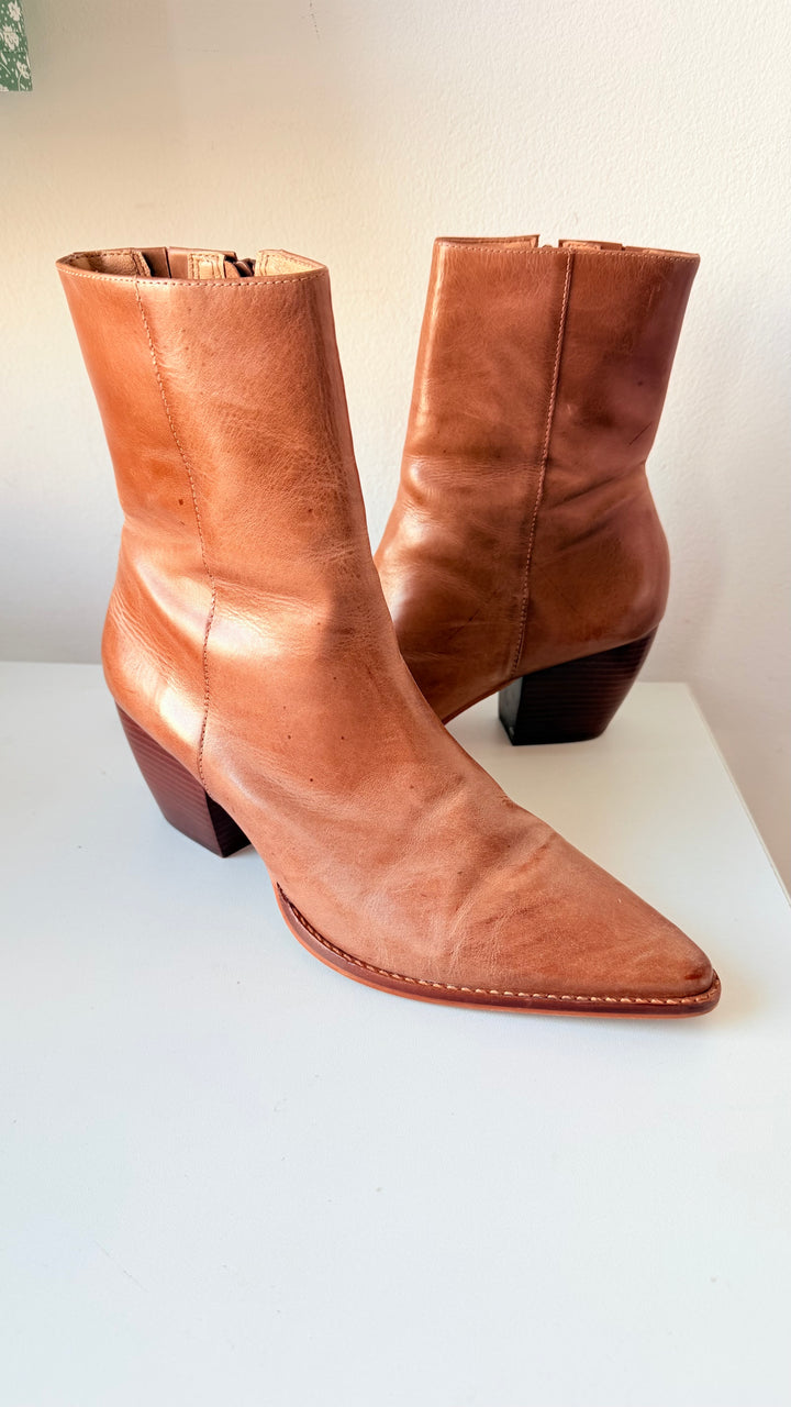 Matisse Caty Brown Leather Boots Size 10
