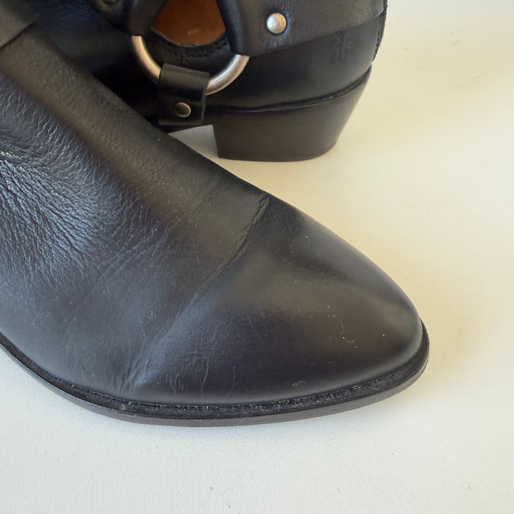 Frye Black Leather Ray Harness Back Zip Booties Size 7