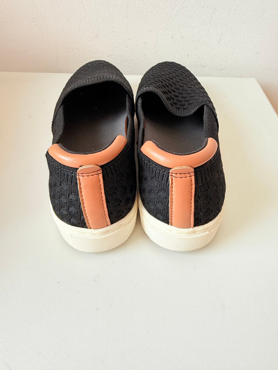 Kelly & Katie Kk-Estarr Black Slip On Shoes Size 7.5 Wide