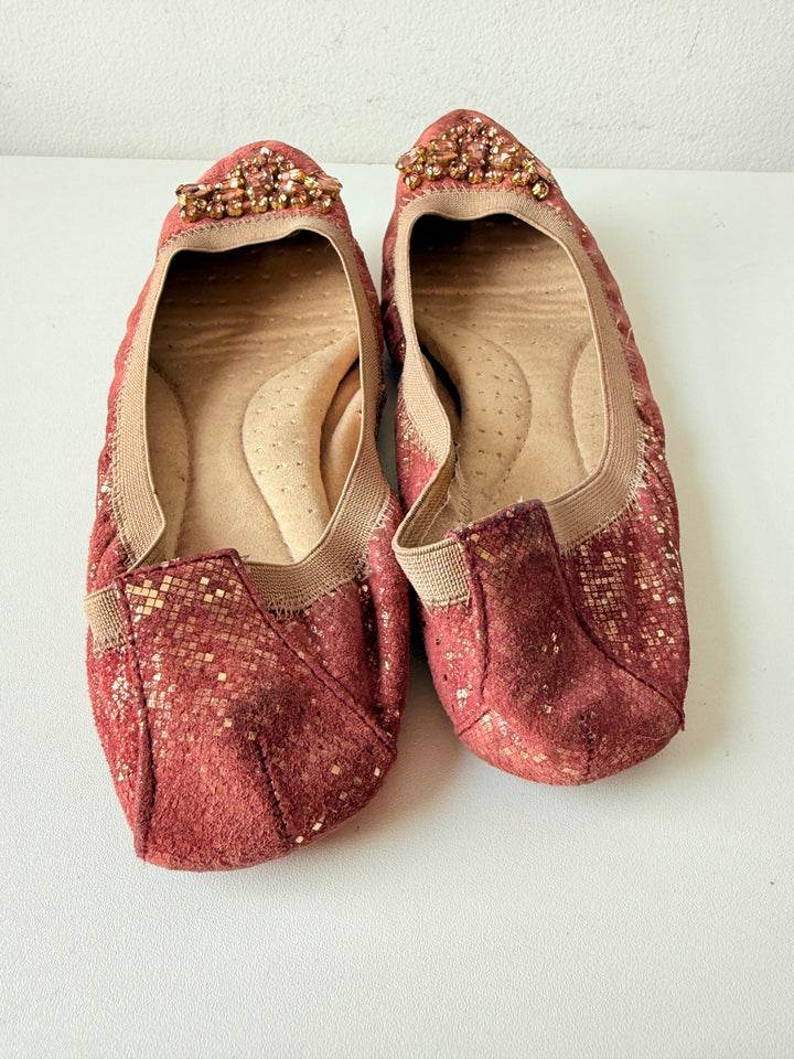 White Mountain Carella Rhinestone Embellised Ballet Flats In Mauve & Gold Size 10