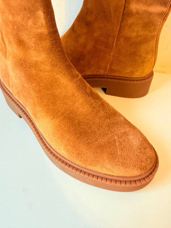 Vince Camel Kady Suede Ankle Boots New Size 7