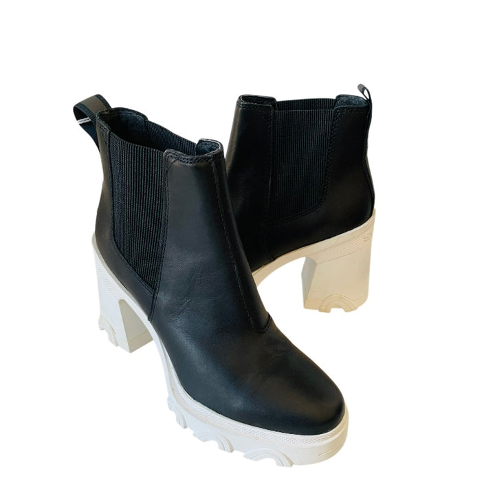 Sorel Brex Heel Chelsea Boots Size 6.5
