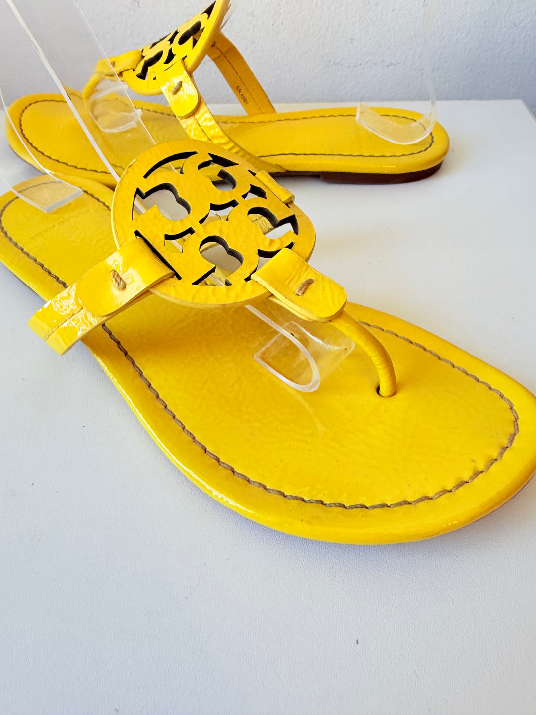 Tory Burch Miller Sandals In Limone Payent Leather Size 8.5