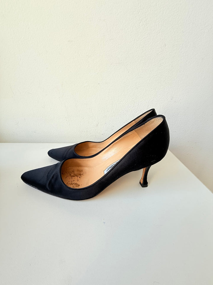 Manolo Blahnik Black Satin Pumps Size 36.5