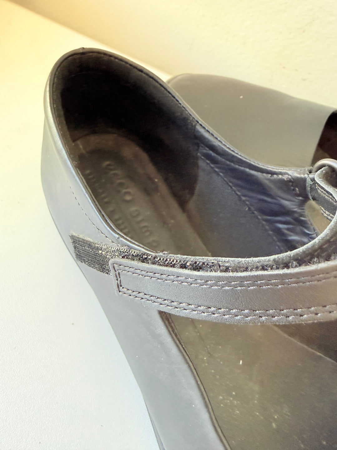 ECCO Simpil Mary Jane Black Leather Ballet Flats Size 10-10.5