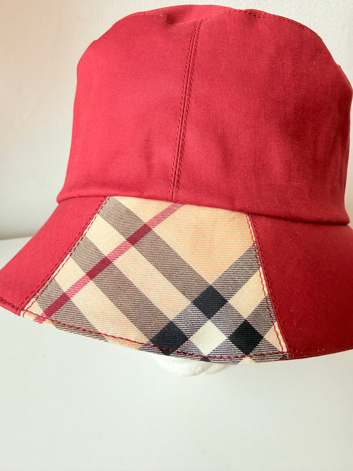 Burberry Red And Beige Nova Check Bucket Hat Size Medium