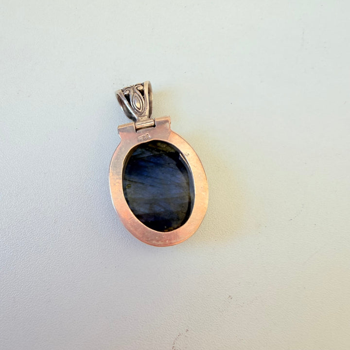 Sterling Silver Handcrafted Oval Laborite Pendent