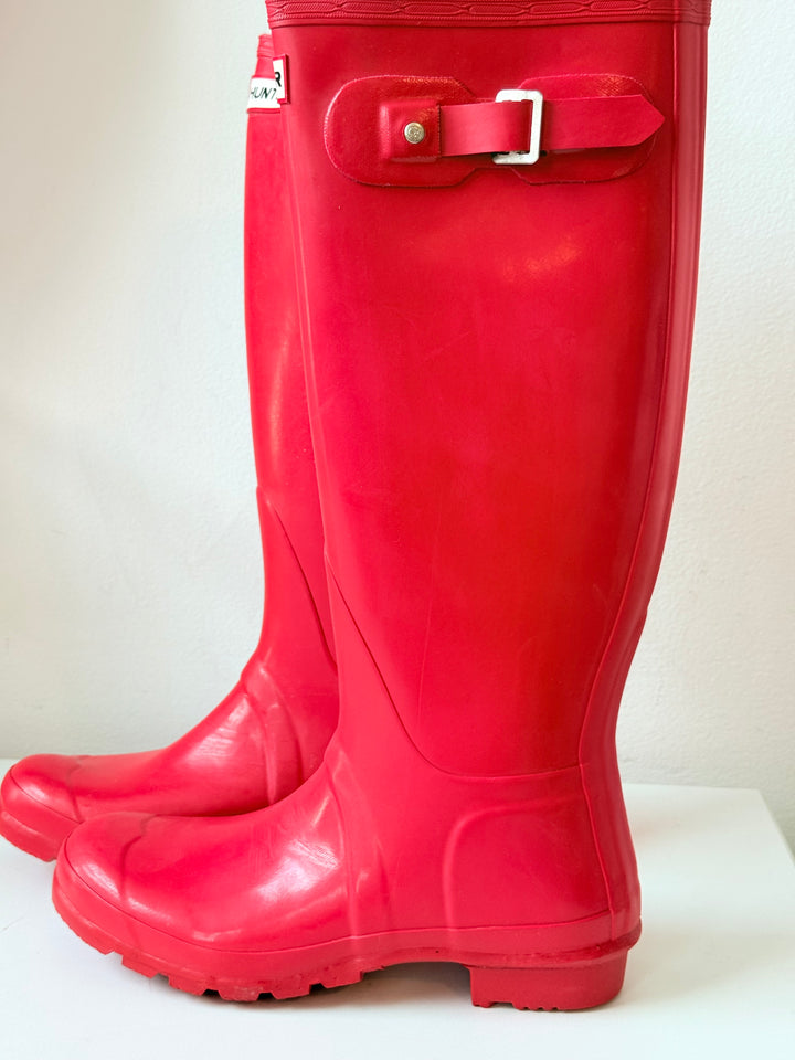 Hunter Classic Original Tall Red Gloss Rubber Boots Size 40/41 8 Male/9 Women’s USA NWT
