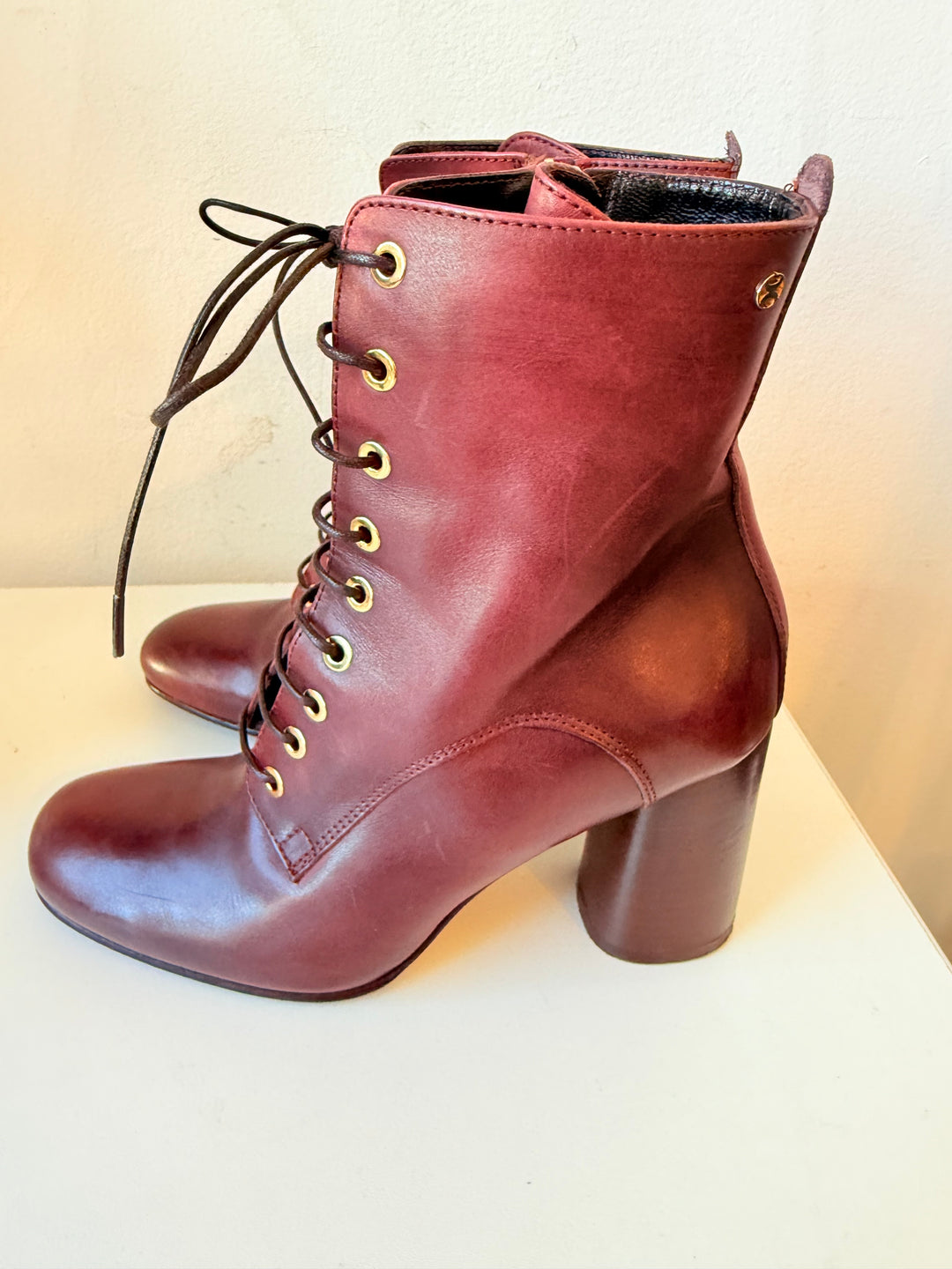 Capezanni Deep Brick Red Burnished Leather Lace Up Boots Size 37 ( Us 6.5)
