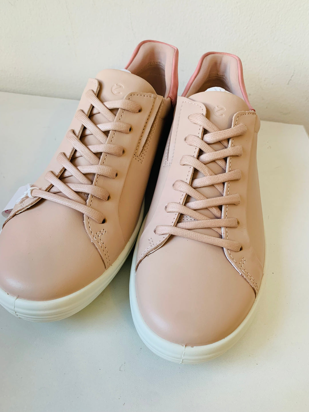 Ecco Soft Pink Rose Dust/Olde Rose Sneakers New In Box Size 41 (Us 10-10.5)