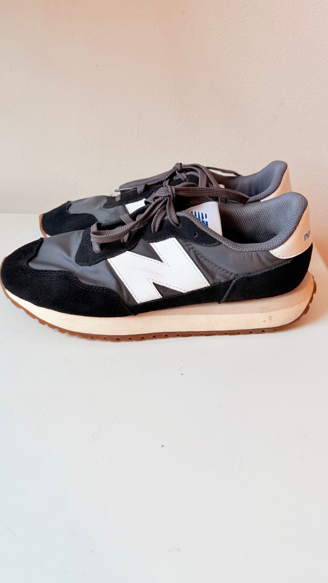 New Balance 237v1 Colorway Black/Magnet Sneakers Size 7.5 Women’s