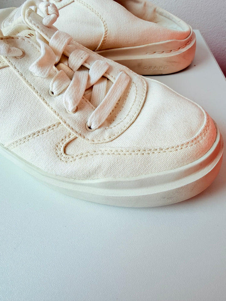 Cole Haan Grand Pro Series Rally Canvas Mule Sneakers in Cream Size 8 Women’s