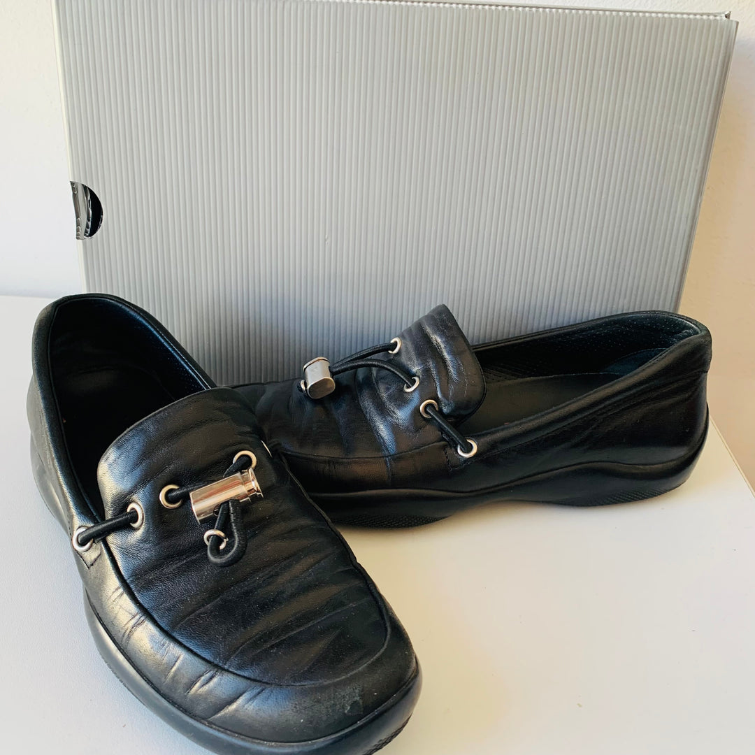 Prada Calazature Donna Black Leather Driving Slip Ons Size 37.5
