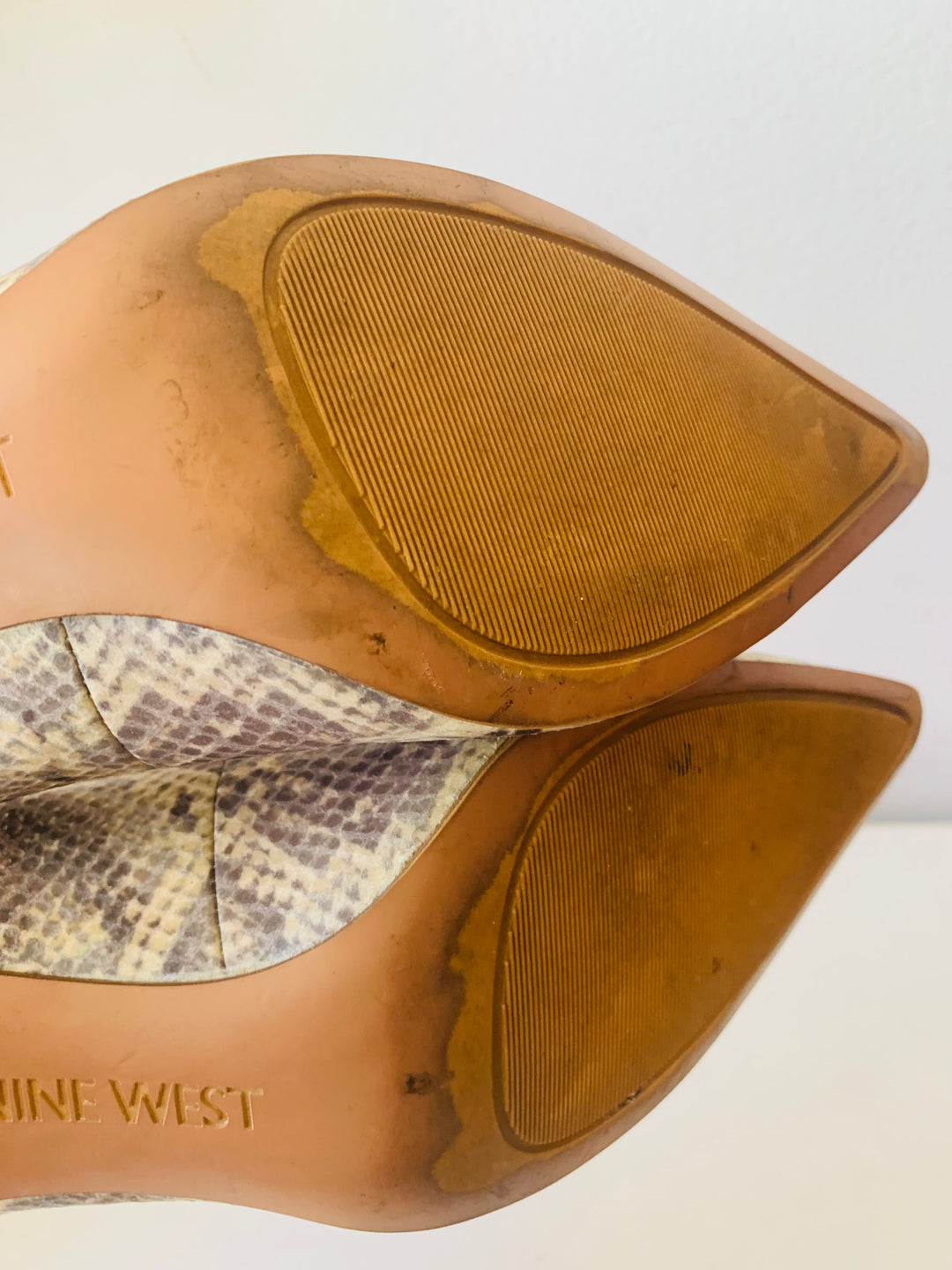 Nine West Faux Snakeskin Pump Size 7.5