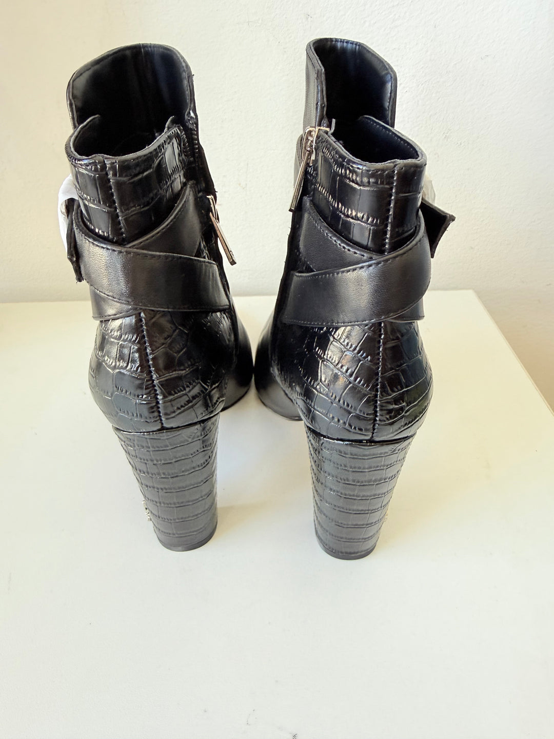 Sam Edelman Rita Black Leather Pointed Toe Bootie Size 6.5 New