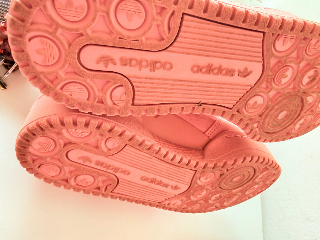 Adidas Wonder Forum Bold Sneakers In Mauve Pink Size 5.5 Women’s ( Fit a US 6-6.5)