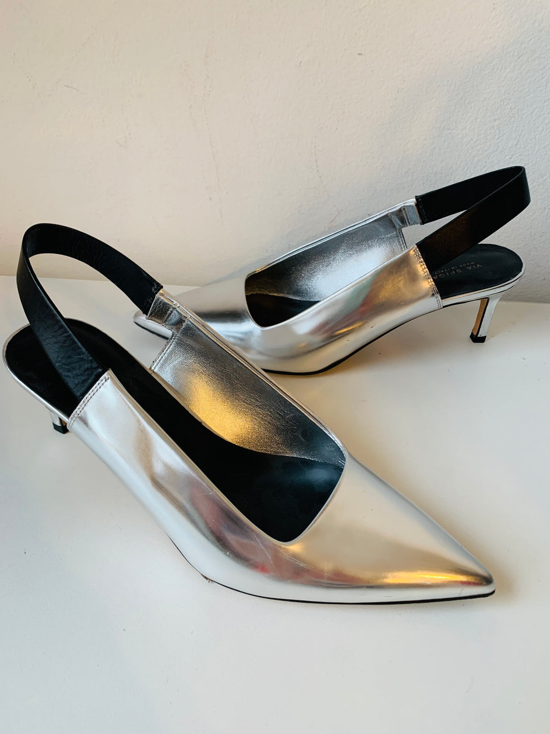 Via Spiga Silver Metallic Slingback Heels Size 8