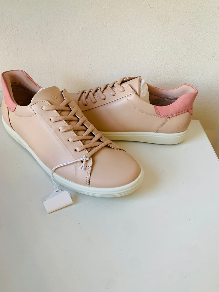 Ecco Soft Pink Rose Dust/Olde Rose Sneakers New In Box Size 41 (Us 10-10.5)