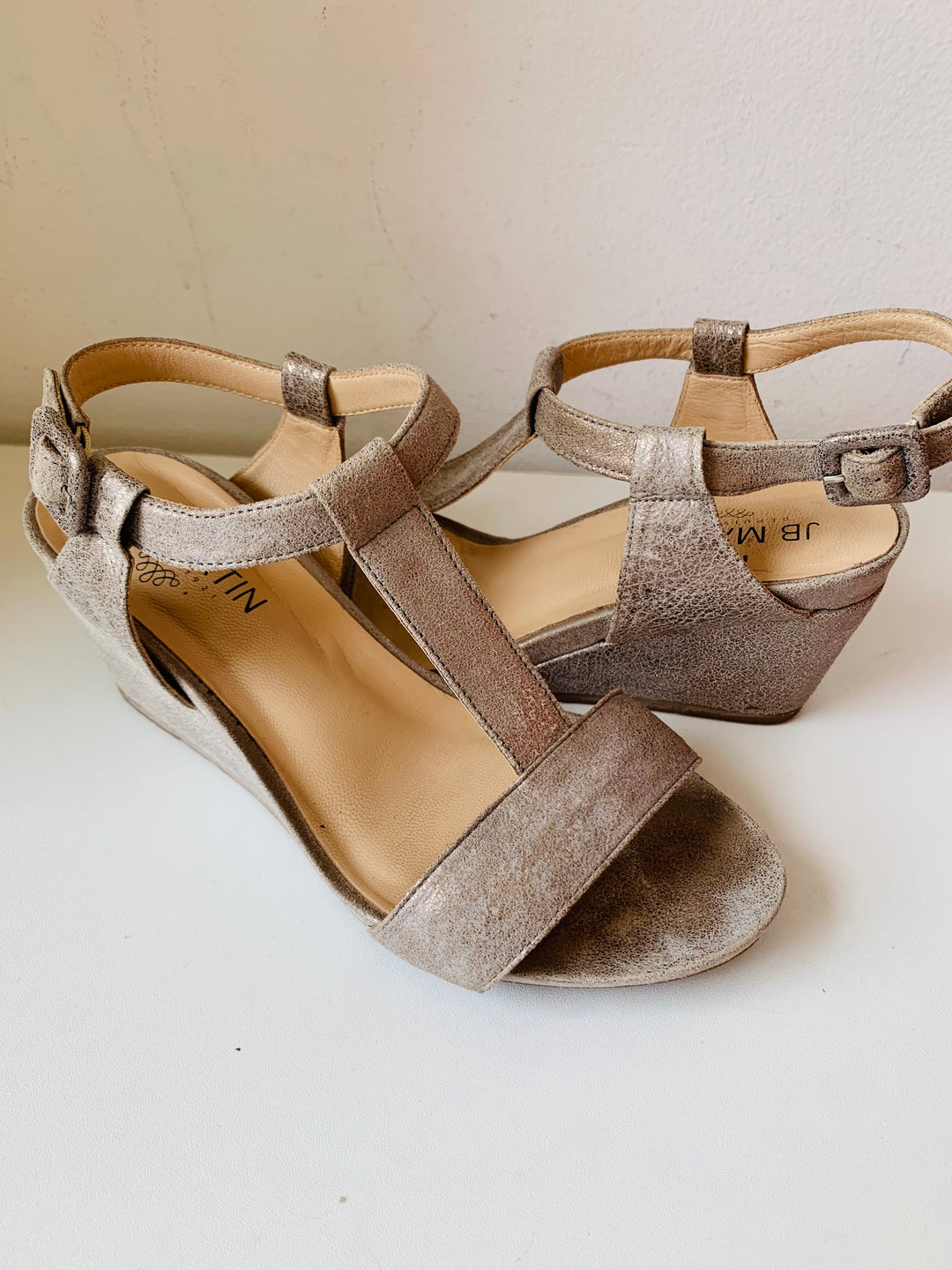 J.B. Martin Narnia Summer Bronze Metallic Suede Sandals Size 37