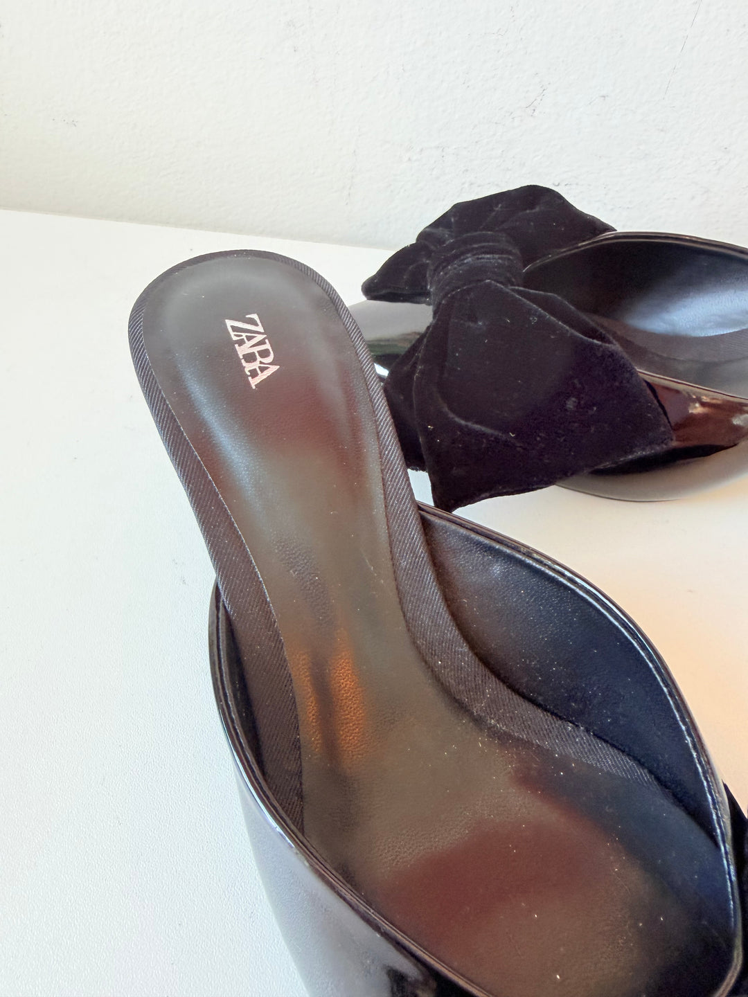 Zara Black Patent Bow Mule Heeled Kitten Heels Size 38 New