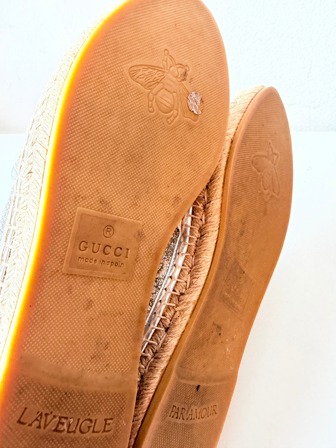 Gucci Heritage GG Lame Napa Silk Silver Monogram Espadrille Size 39