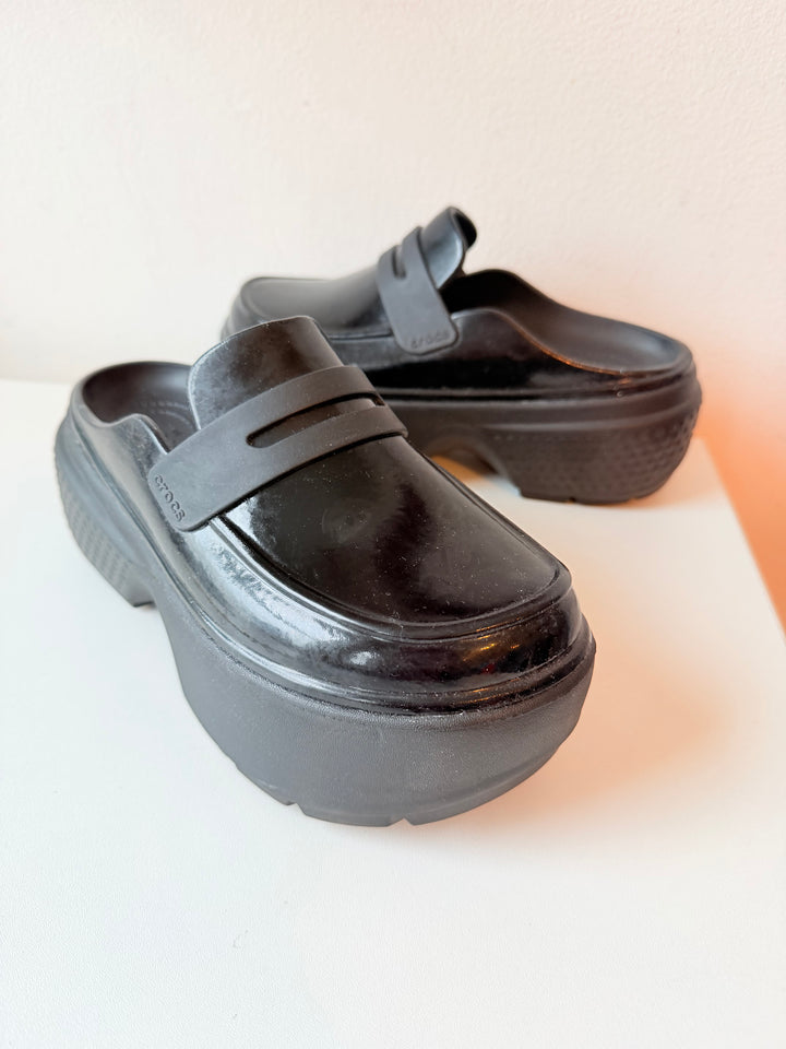 Croc’s Black Stomp High Loafer Size 6