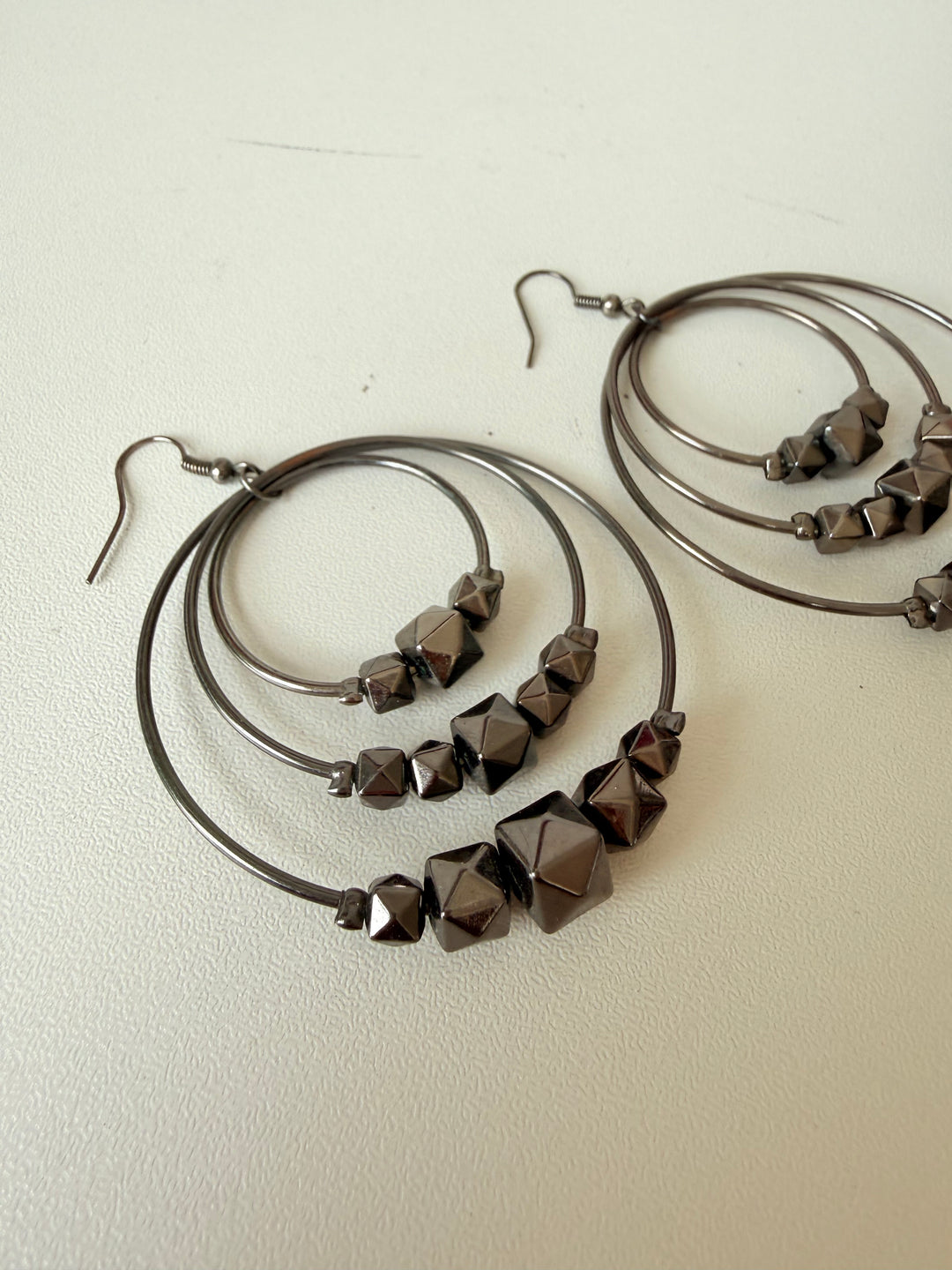 Hermatite Nickel Triple Hoop Faceted Bead Pierced Earrings