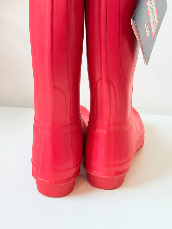 Hunter Classic Original Tall Red Gloss Rubber Boots Size 40/41 8 Male/9 Women’s USA NWT