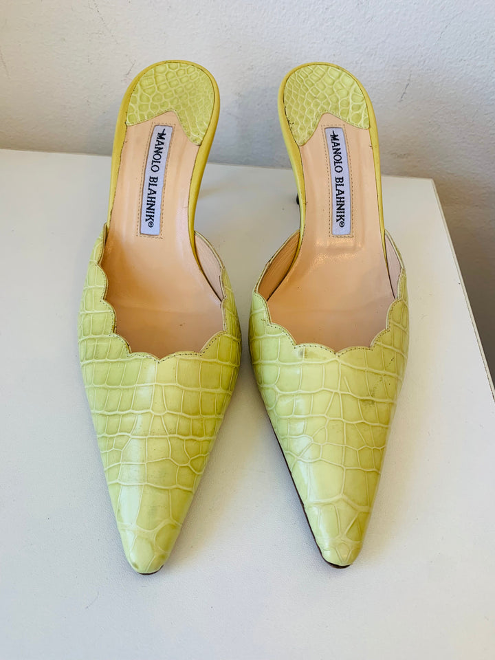 Manolo Blahnik Lime Green Textured Mules Size 38.5