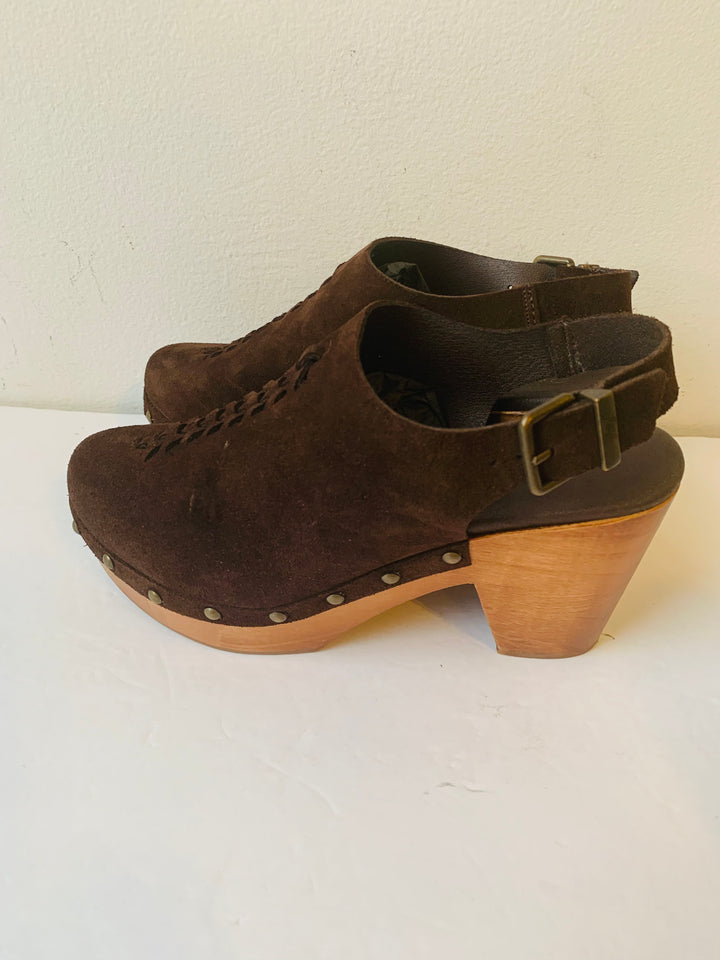 Pilcro by Anthropologie Chocolate Suede Slingback Clog Heels Size 6 Women’s