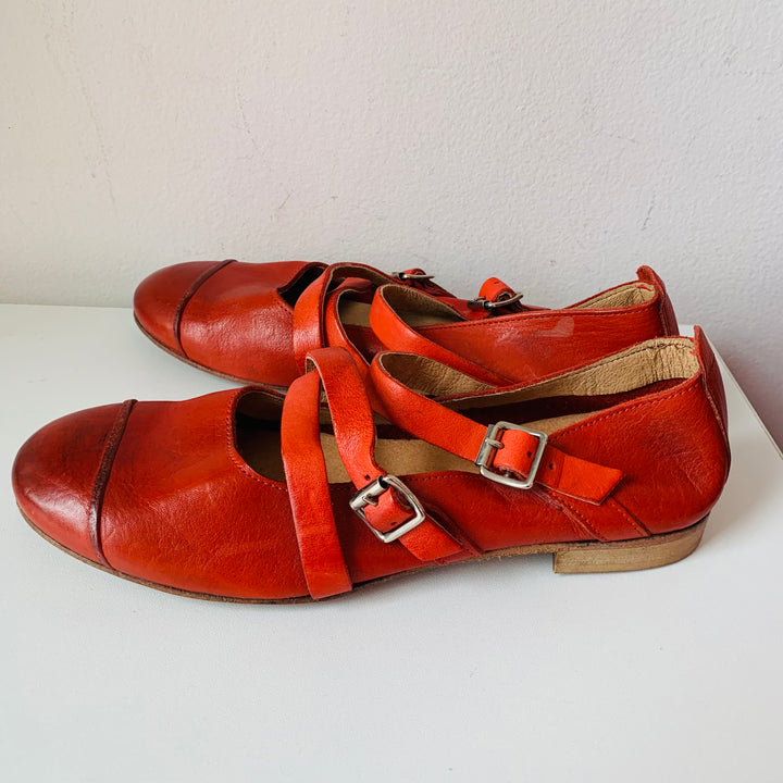 Just Italia Red Leather Strappy Flats Size 37