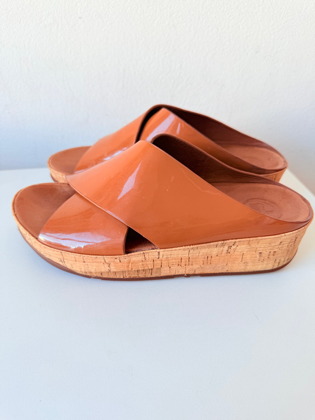 Fitop Brown Patent Criss Cross Cork Platform Sandals Size 7